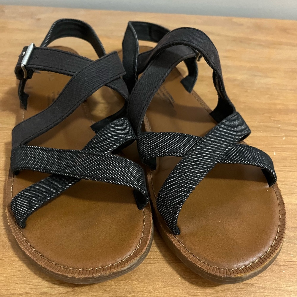 Stylish women’s sandals